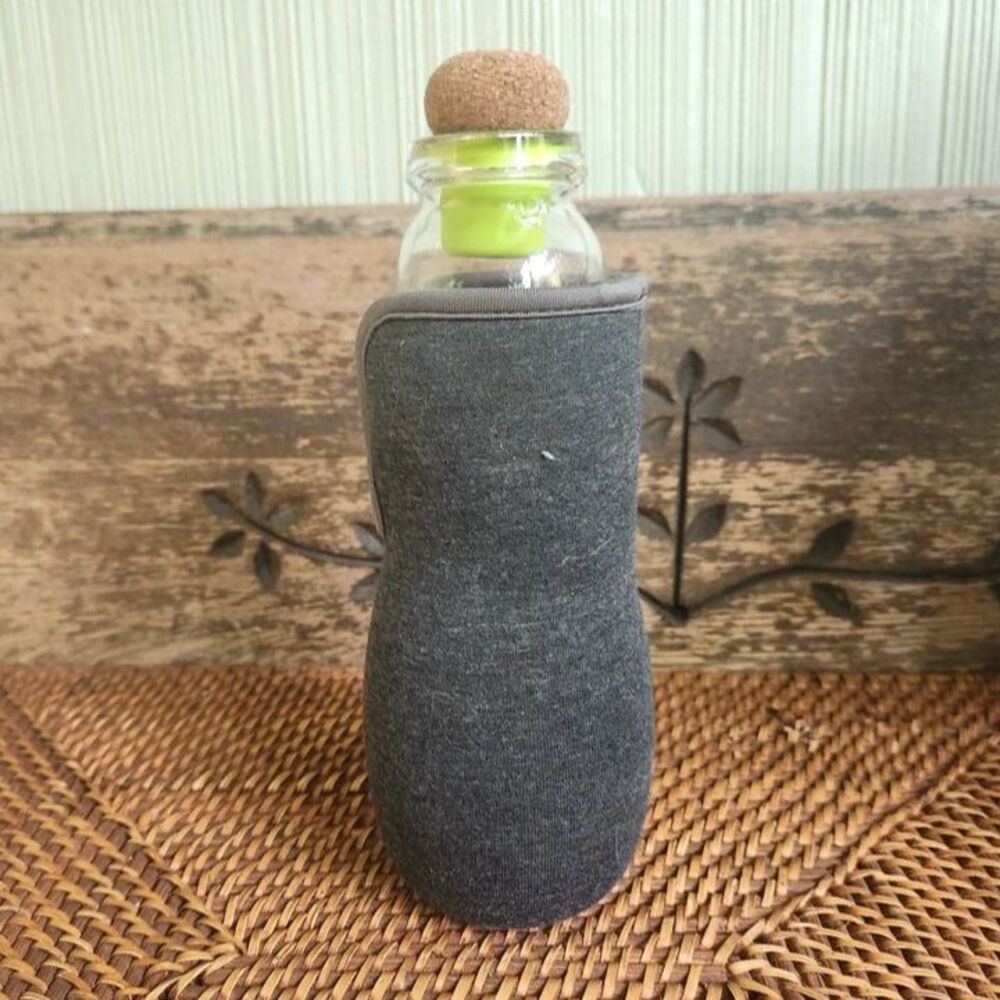 Water Bottle, Glass, Green Silicon Cork Stopper, Eco & Ergo nonSlip Cover 16+oz